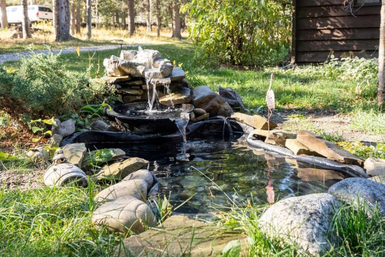 Rustic Cozy Cabin With Hot Tub Bragg Creek Exterior foto
